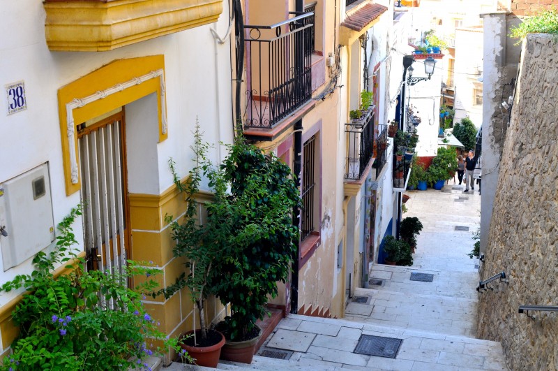 El Barrio de Santa Cruz in Alicante City