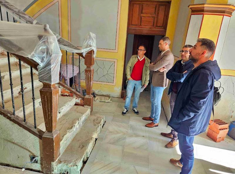 Restoration and repairs begin at the Casa de la Cultura in Caravaca