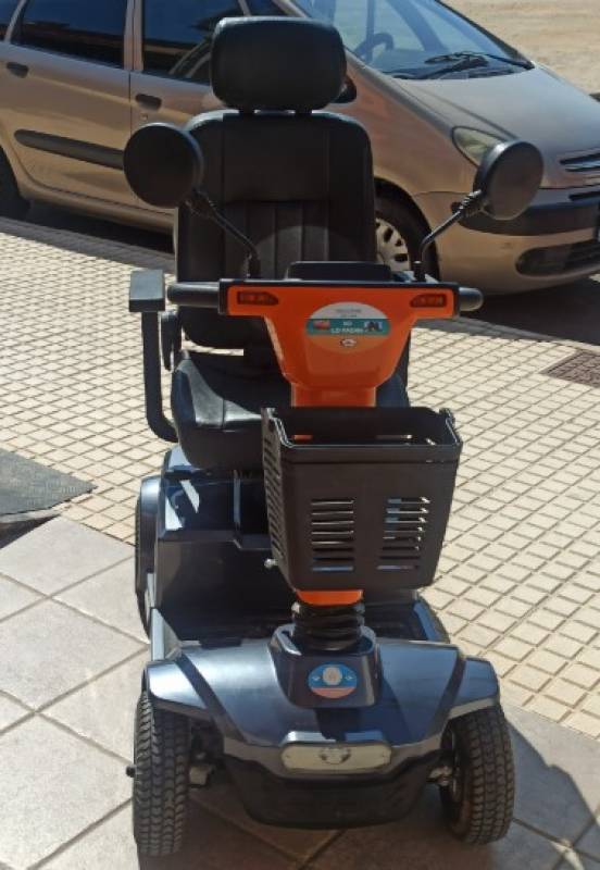 Plaza Movilidad rolls into Pilar de la Horadada with new scooters and renewed spirit