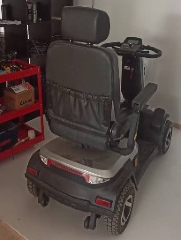 Plaza Movilidad rolls into Pilar de la Horadada with new scooters and renewed spirit