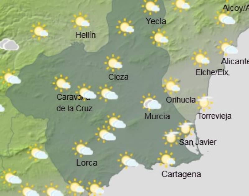 Sunshine and clouds tag team this weekend: Murcia weather forecast October 30 - November 2