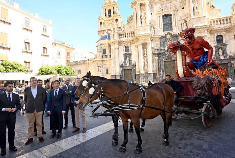March 7 Commemorative recreation of the Entierro de la Sardina parade in Murcia