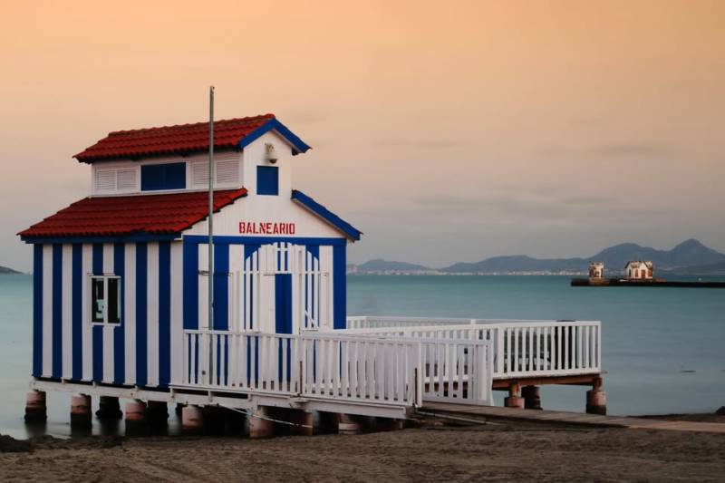 Mar Menor balnearios remain closed for repairs but expected to reopen for summer