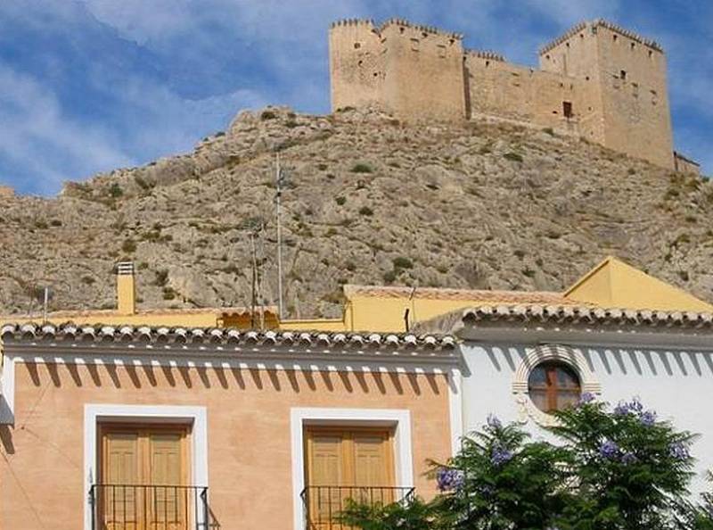 Works contracted awarded to reopen the path to Mula castle