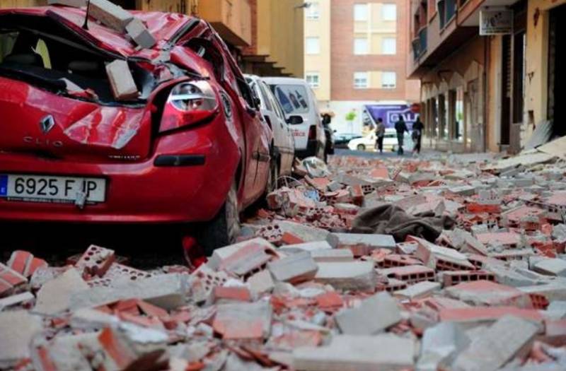 One earthquake every 36 hours: Life on top of the Region of Murcia's fault lines