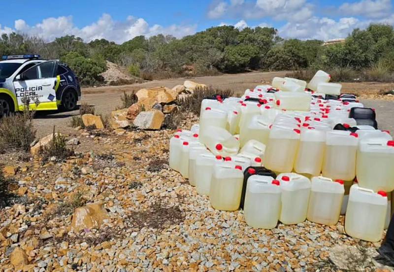 Dozens of fuel jerrycans found near abandoned Puerto Mayor buildings in La Manga